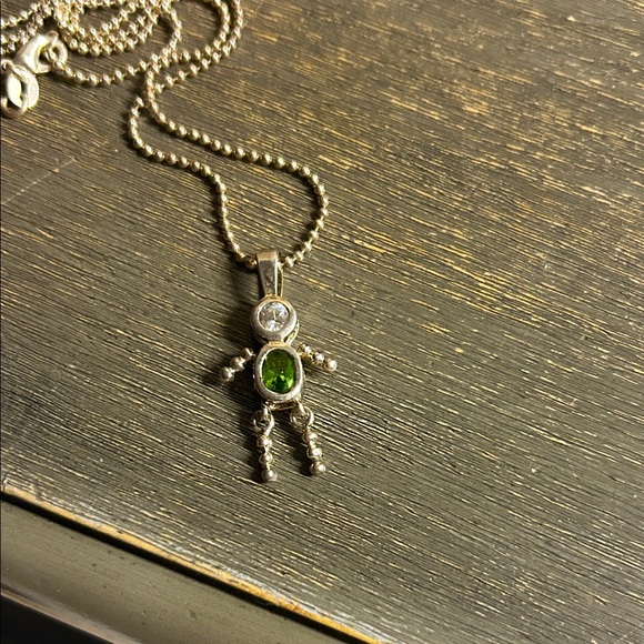 Sterling Silver and Peridot Birthstone Kid Pendant Necklace ball chain - Picture 1 of 1